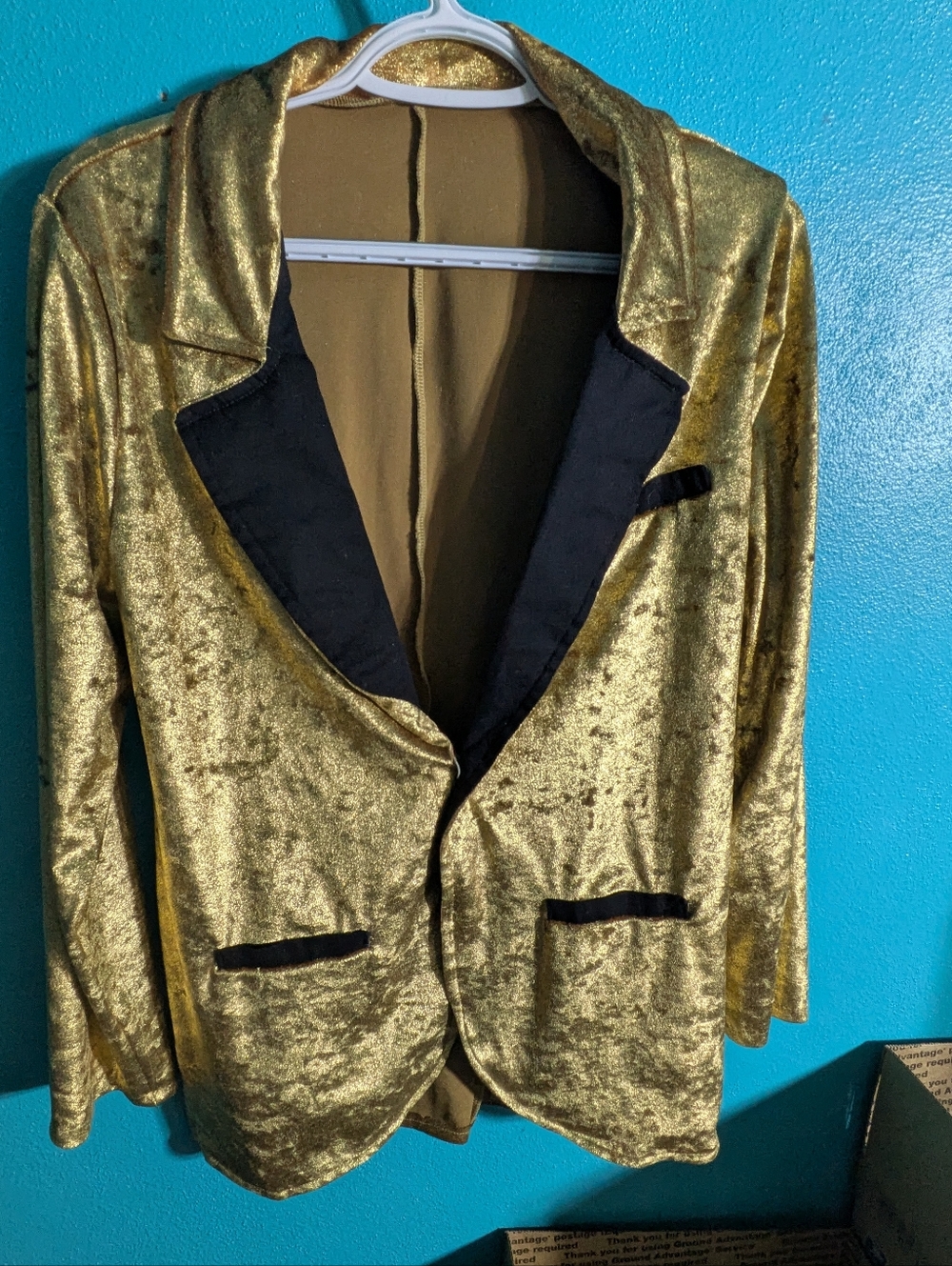 ✨ Shine Bright! Gold Sequin Tuxedo Jacket ✨